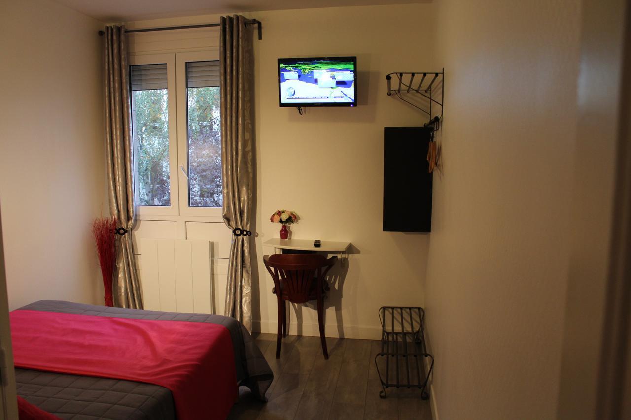Le Kleber Hotell Montreuil  Exteriör bild